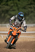 080809_1709_21137_5D