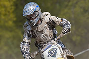 090425_1430_9550_1D